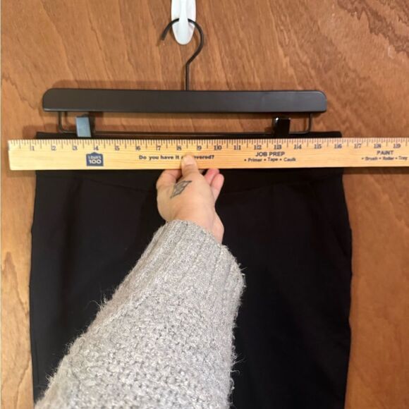 Athleta black joggers size S‎ - Picture 9 of 10